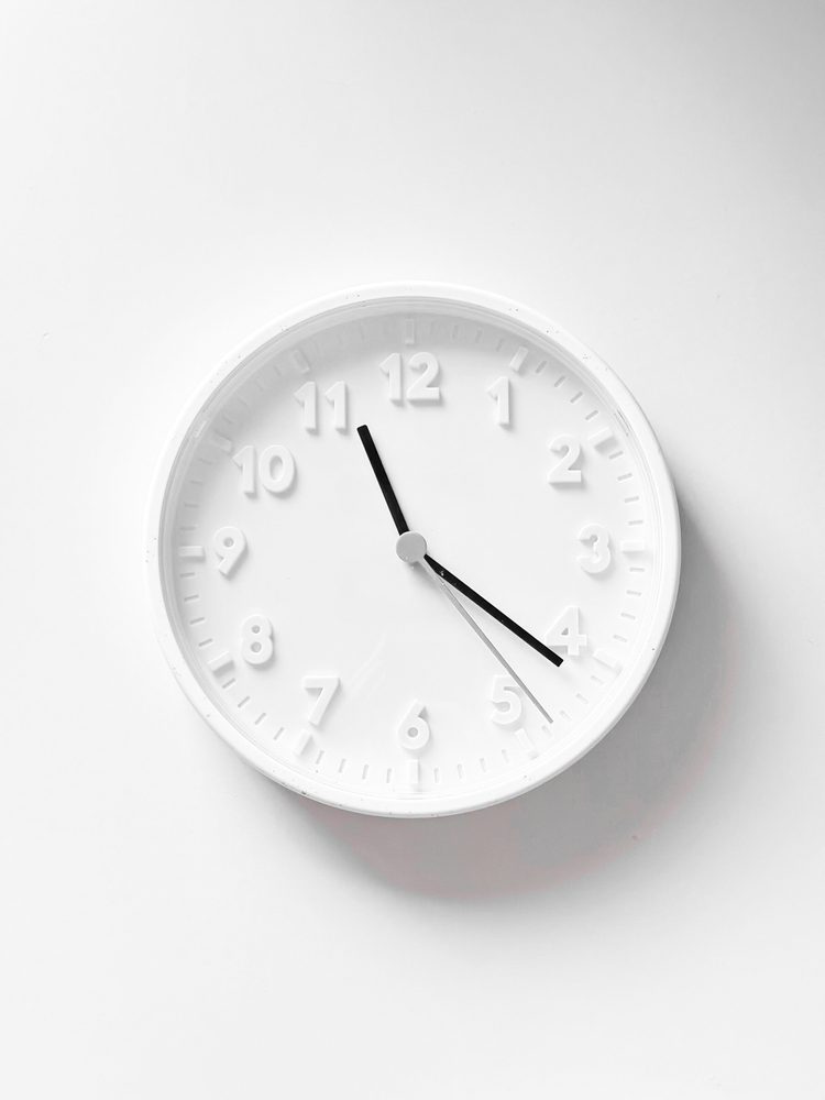Geometric wall clock